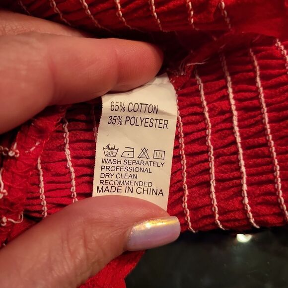 Red Smocked Top Size S - Picture 4 of 4